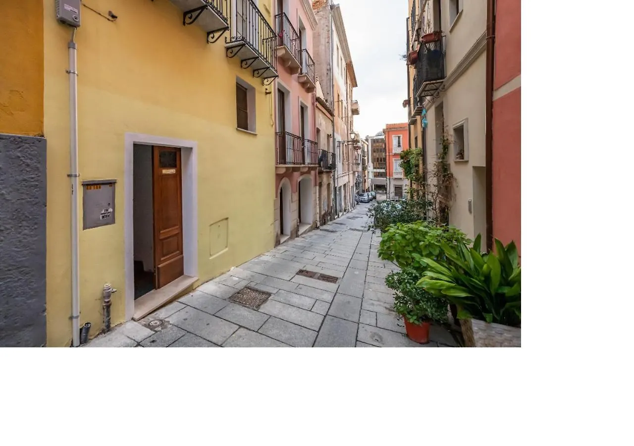 Oldtown Romantic Apartment Cagliari 0*,  Italy