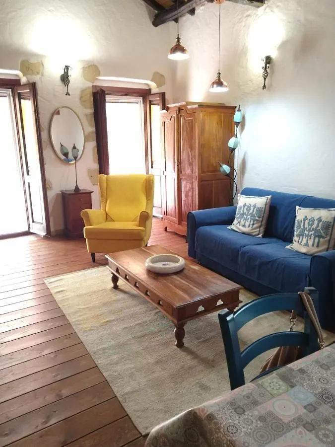 Oldtown Romantic Apartment Cagliari